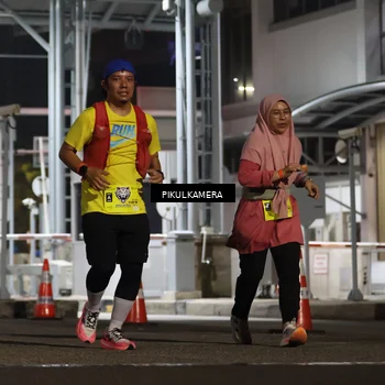 Runner Photo 7083037