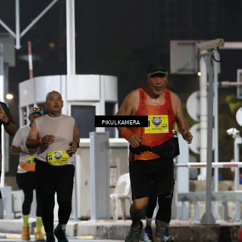 Runner Photo 7083049