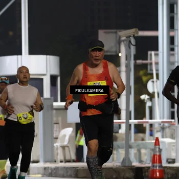 Runner Photo 7083052