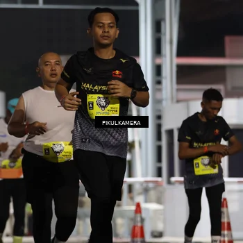 Runner Photo 7083053