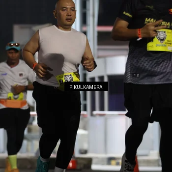 Runner Photo 7083054
