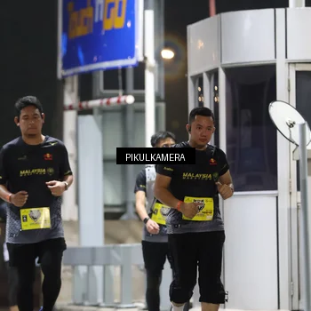 Runner Photo 7083063