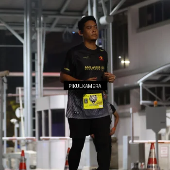 Runner Photo 7083083