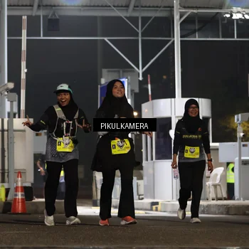 Runner Photo 7083105