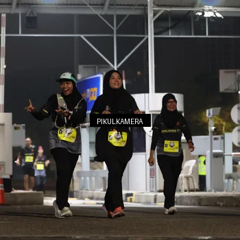 Runner Photo 7083109