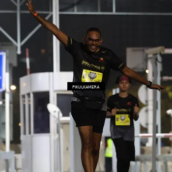 Runner Photo 7083133