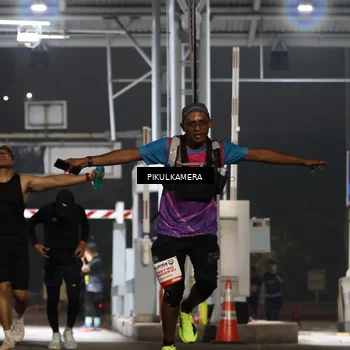 Runner Photo 7083138