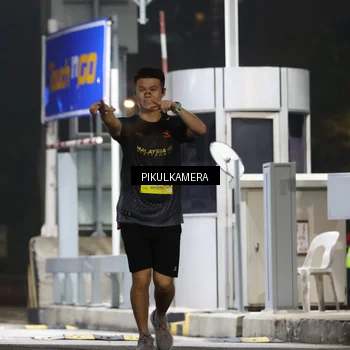 Runner Photo 7083170