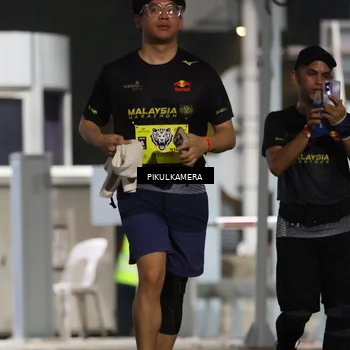 Runner Photo 7083171