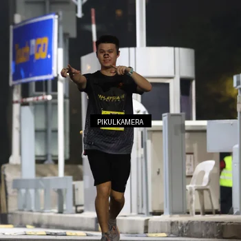 Runner Photo 7083172