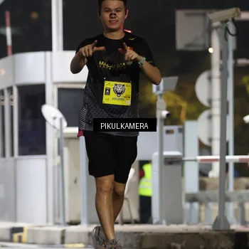 Runner Photo 7083176