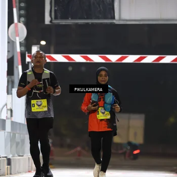 Runner Photo 7083185