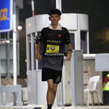 Runner Photo 7083251