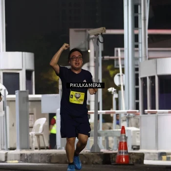 Runner Photo 7083282