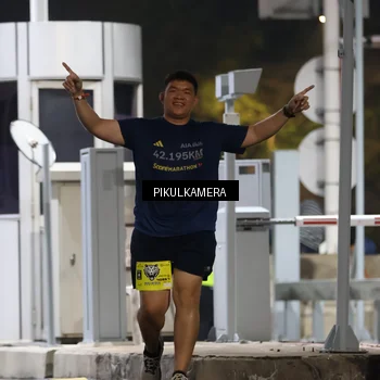 Runner Photo 7083316