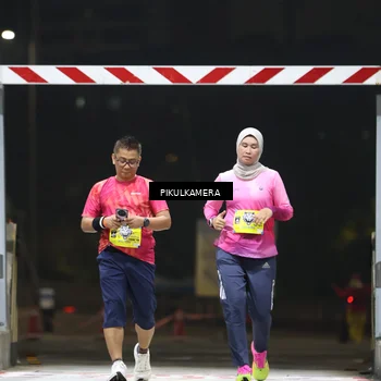 Runner Photo 7083336
