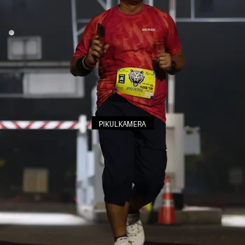 Runner Photo 7083356