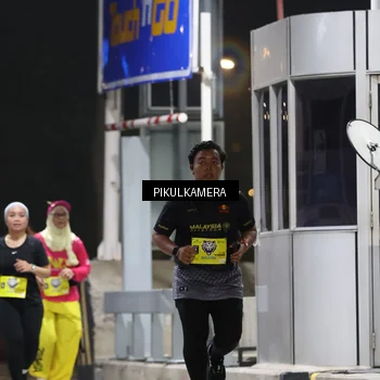 Runner Photo 7083368