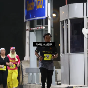 Runner Photo 7083369