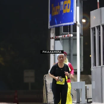 Runner Photo 7083374