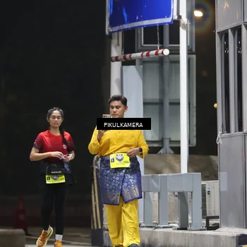 Runner Photo 7083395