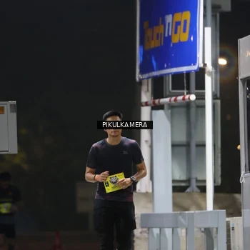 Runner Photo 7083417