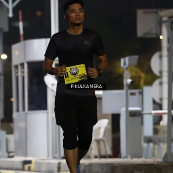 Runner Photo 7083421
