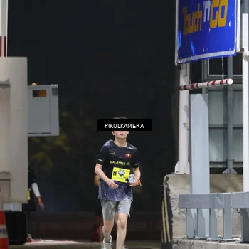 Runner Photo 7083425