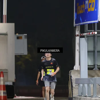 Runner Photo 7083426