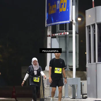 Runner Photo 7083434