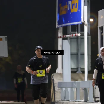 Runner Photo 7083441