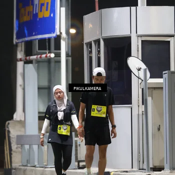 Runner Photo 7083445