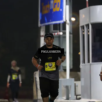 Runner Photo 7083449