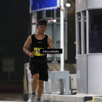 Runner Photo 7083467