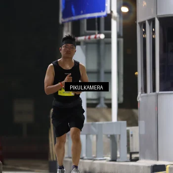 Runner Photo 7083468