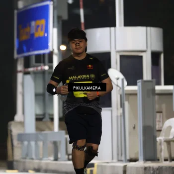 Runner Photo 7083499
