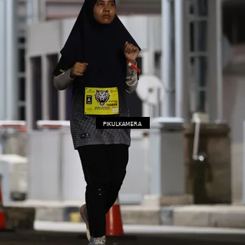 Runner Photo 7083538