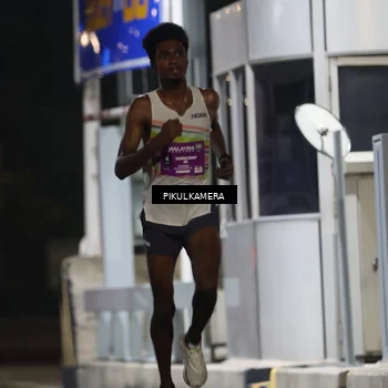 Runner Photo 7083624
