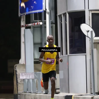 Runner Photo 7083650