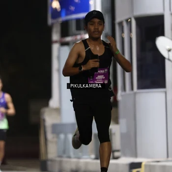Runner Photo 7083672