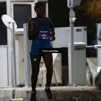 Runner Photo 7083679