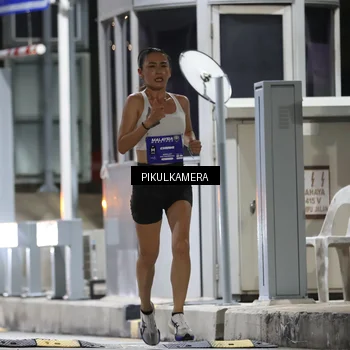 Runner Photo 7083696
