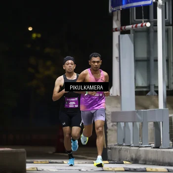 Runner Photo 7083719
