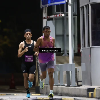 Runner Photo 7083723