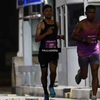 Runner Photo 7083726