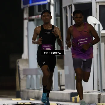 Runner Photo 7083729