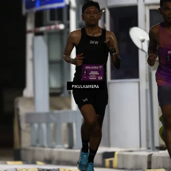 Runner Photo 7083730