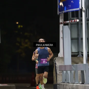 Runner Photo 7083735