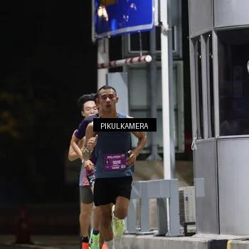 Runner Photo 7083741