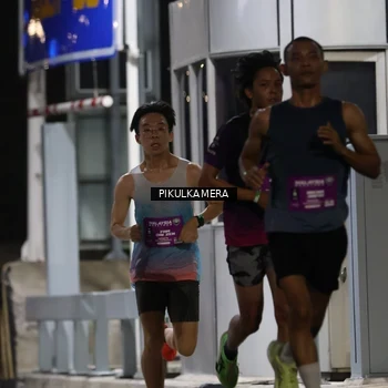 Runner Photo 7083746